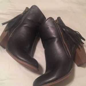 Nine West Tassle Booties
